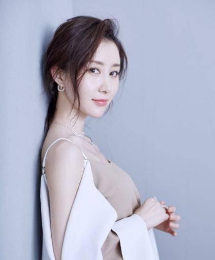 舒暢爆料最新新聞事件,最新新聞事件引發(fā)社會(huì)熱議