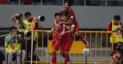 上港足球爆料視頻大全最新,揭秘賽場幕后精彩瞬間