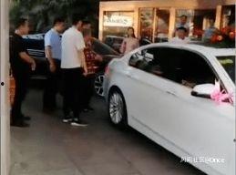 賈先生最新爆料新聞,揭秘娛樂圈驚天內幕！