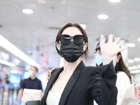 最新爆料彭小冉,揭秘娛樂圈背后的驚人真相！